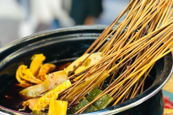 鼎燚冒匠加盟费