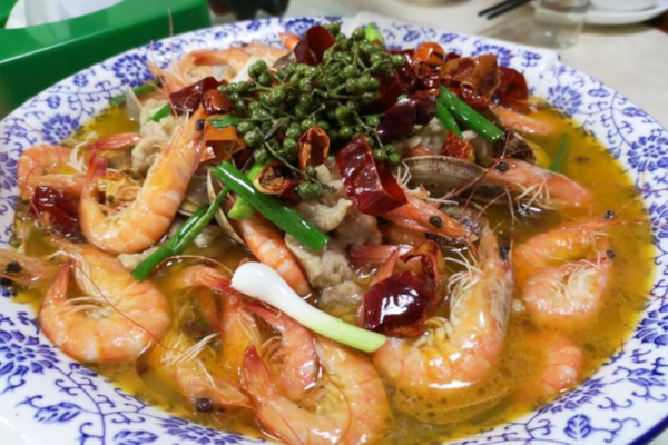 亚尖海鲜大排档加盟费