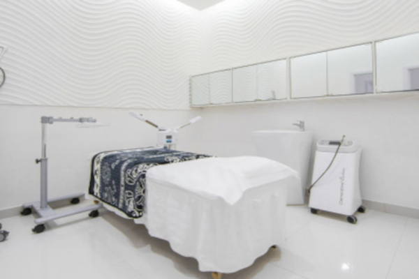 专业美容院连锁加盟费