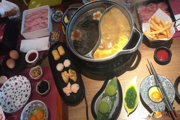 辛火牛吾牛·和牛寿喜烧放题加盟费