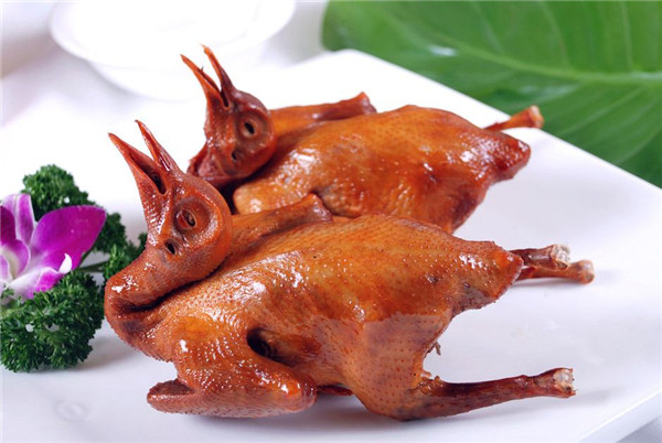 霍元鸽乳鸽专门店加盟费要多少？