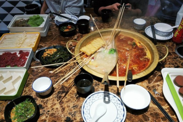 醉成都小郡肝串串火锅加盟费