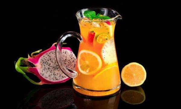 WHITE NIGHT白夜饮品加盟费