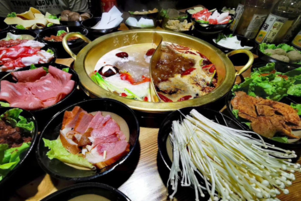 锅锅肴市井火锅
