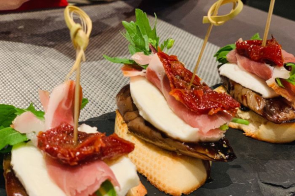 紫色餐厅MAXIME加盟费