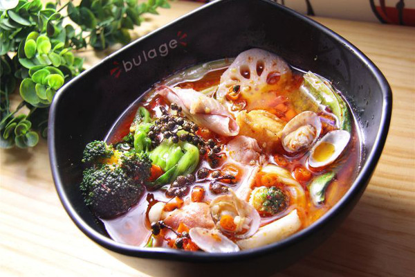 辣尚麻辣烫加盟费