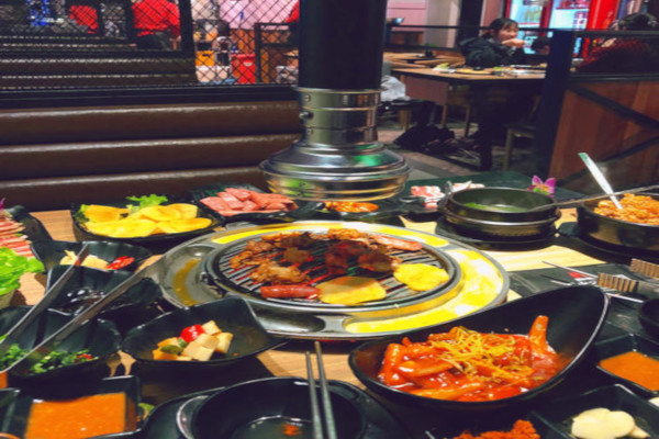 南山公园炭火烤肉加盟费