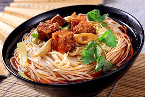 真金道私房牛肉面加盟店