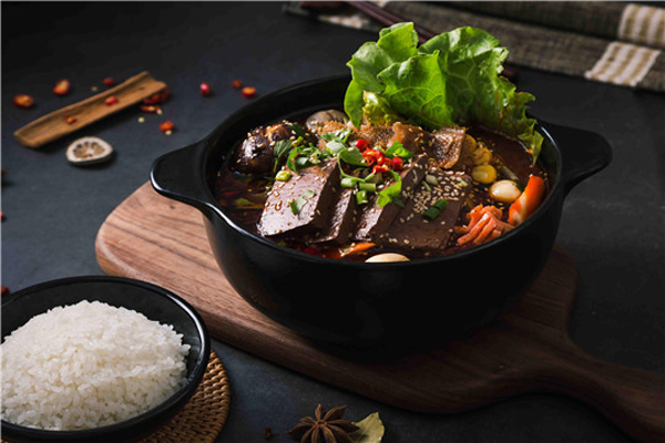 铁坨坨麻辣烫加盟费