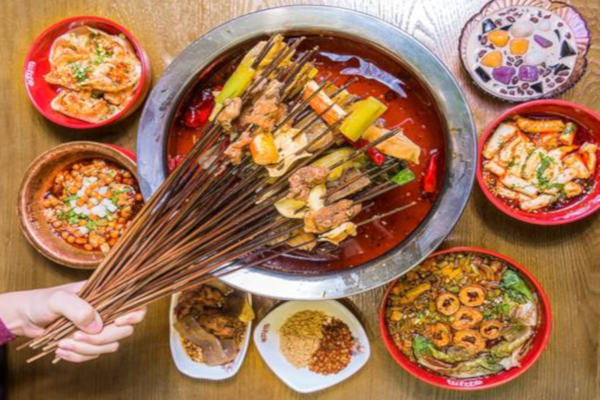 串大侠火锅串串香加盟费多少？