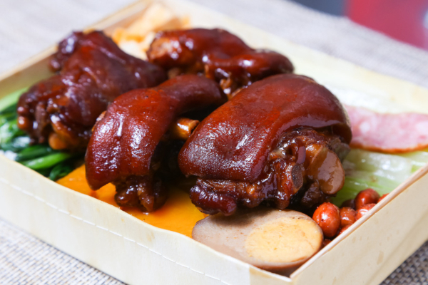 灶物卤儿饭加盟费