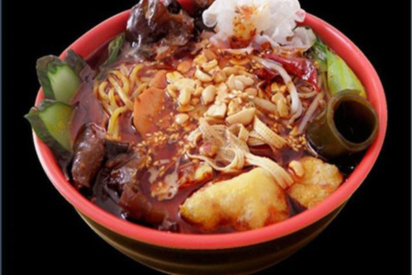 东北华姐麻辣烫加盟费