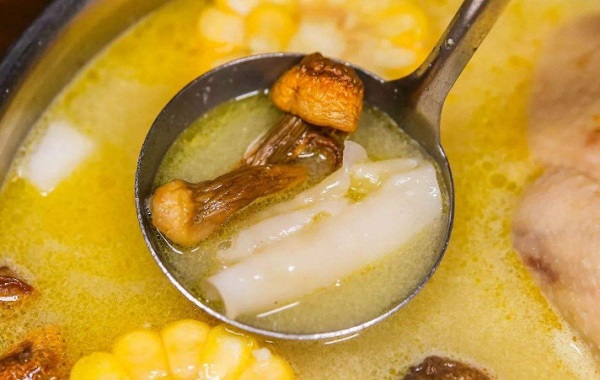 品尝鲜养生鸡汤火锅加盟