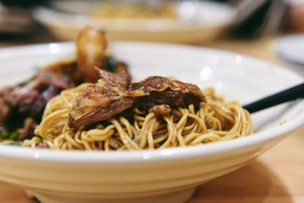 咬强羊肉面馆加盟费