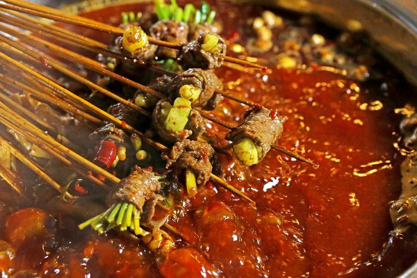 泥锅串串香加盟费