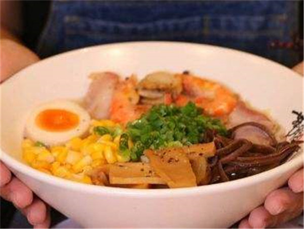 龙豚面霸加盟店