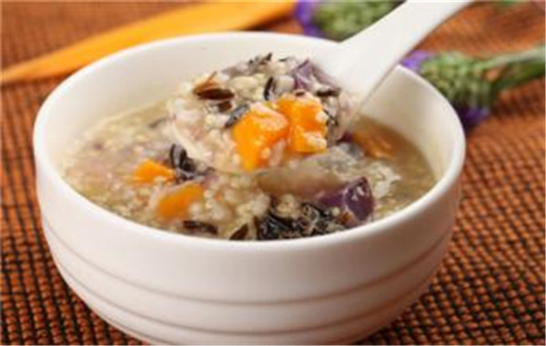 四季养生粥铺加盟