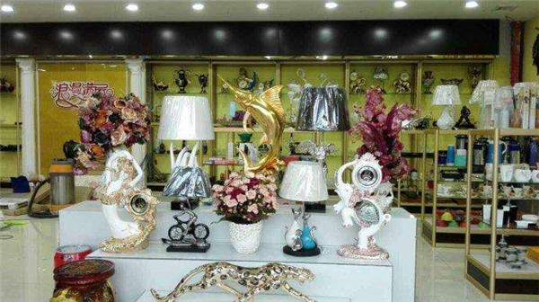 浪漫满屋精品店加盟店