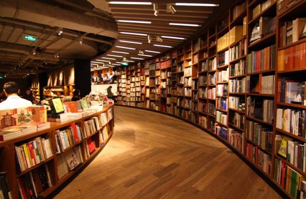 连锁书店加盟_开店加盟连锁书店，把握机会多赚钱！
