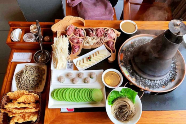 小胡同前门涮锅加盟店