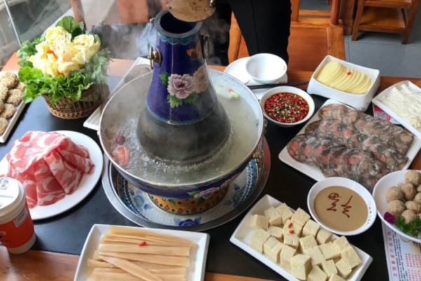 小胡同前门涮锅加盟费