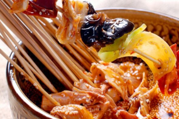 微笑串串香加盟店