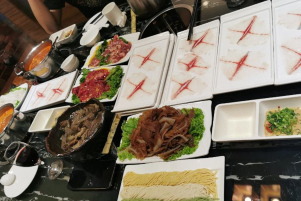 龙记斑鱼庄加盟店