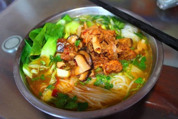 鸡汤米线加盟店