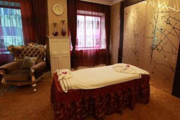 中高档美容院加盟费