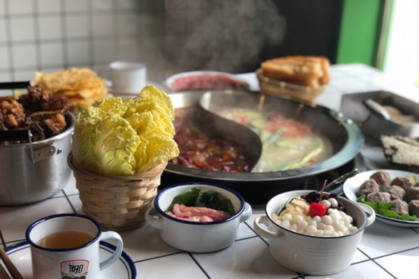 渝哥哥卤煮牛排火锅加盟费