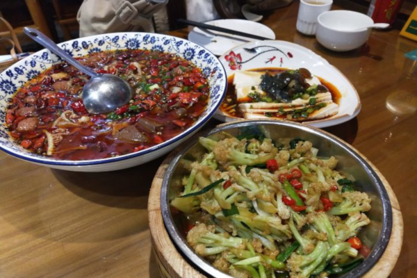 新派川菜加盟费