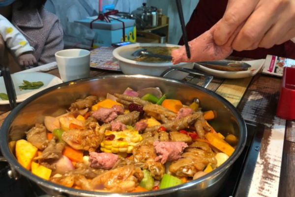 锅之恋主题焖锅加盟店