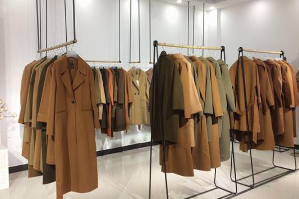 日韩女装加盟费