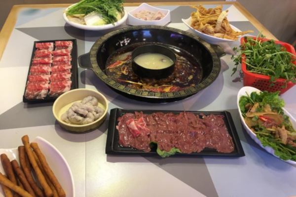 椒席重庆老火锅加盟费