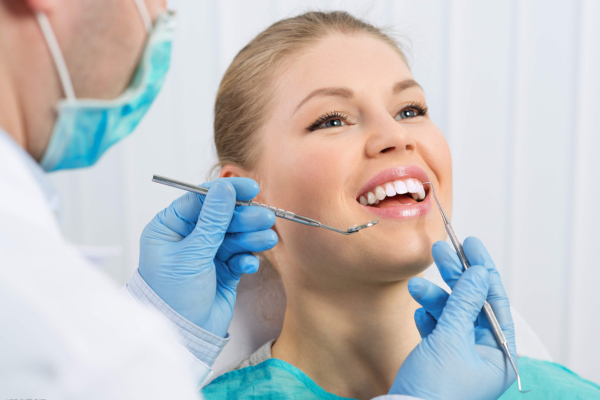 牙科连锁加盟费