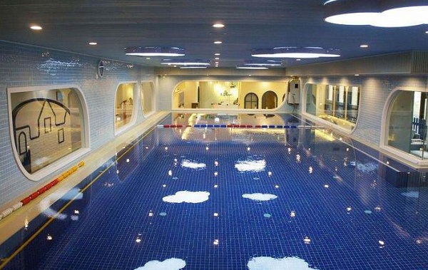 龙格亲子游泳俱乐部