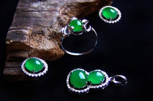 翡翠玉器店加盟