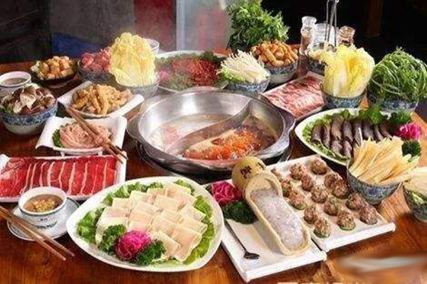 柔时小板凳火锅加盟费