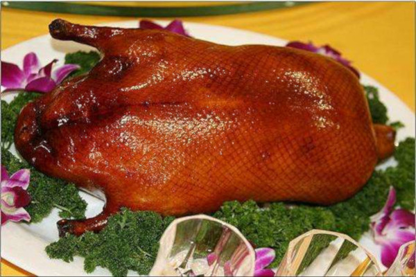 老北京果木烤鸭加盟