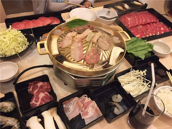 自助火锅烤肉加盟