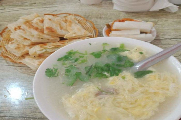 母鸡汤泡饼加盟费