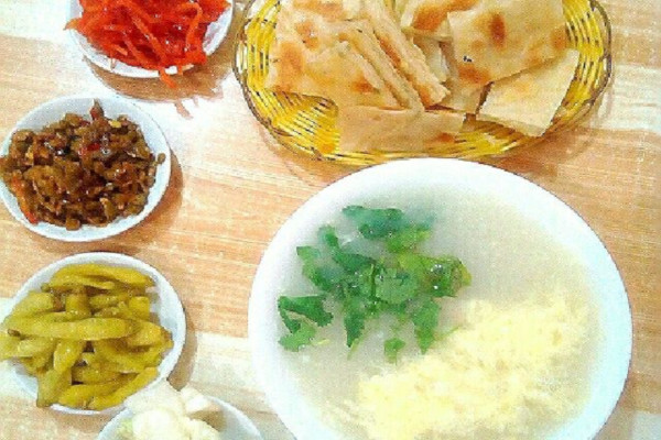 母鸡汤泡饼加盟费