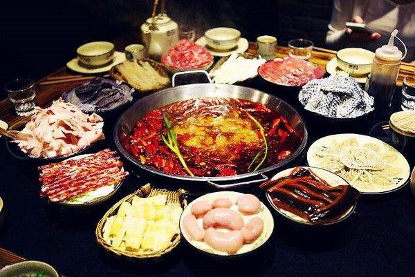 大龙火锅加盟店