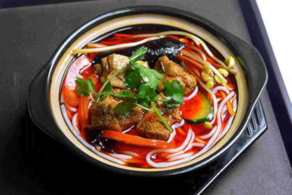 砂锅过桥米线加盟店