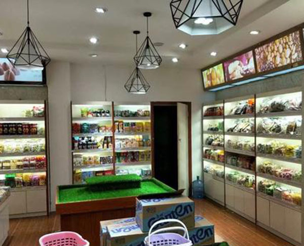 鲜果零食连锁店加盟门店