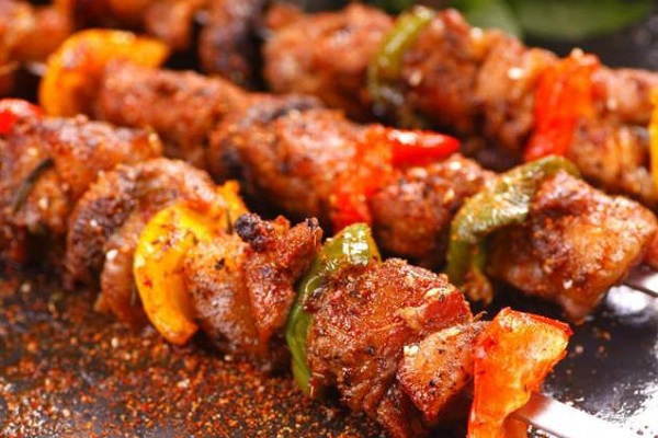 香八方涮烤加盟费