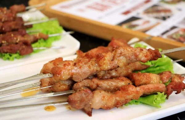 香八方涮烤加盟费