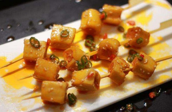 欢乐猫藤椒串串加盟