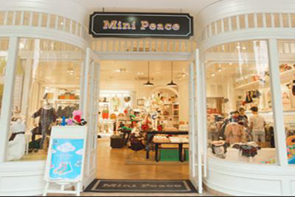 小太平鸟童装加盟费