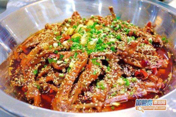 杨大师鸭爪爪特色火锅